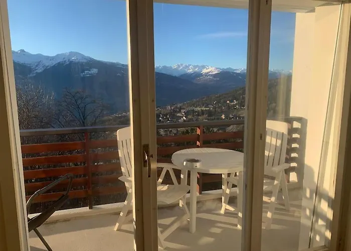 Grand 4,5 Pieces Renove Et Lumineux